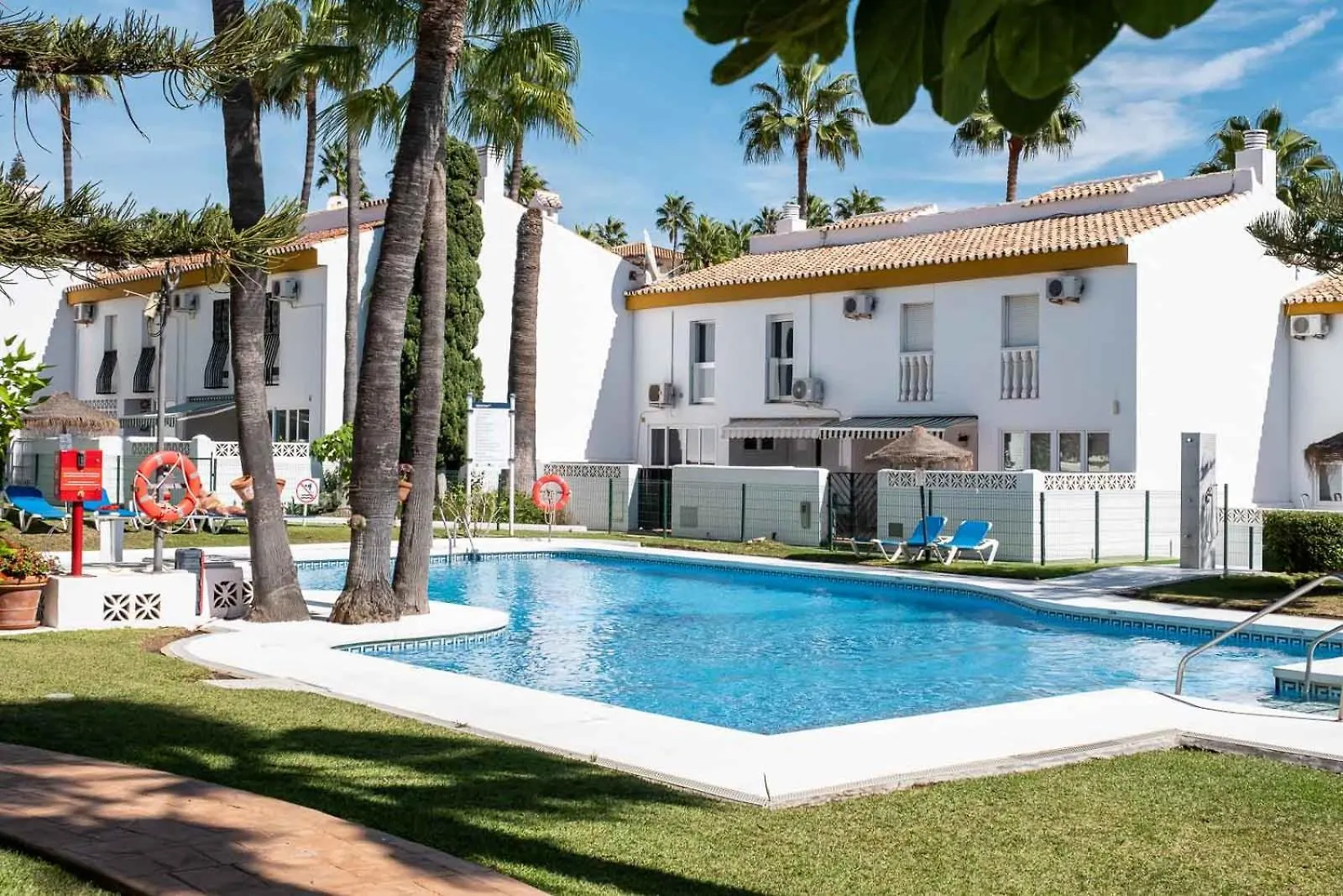 Family & Beach Apartments Mijas Costa & Fuengirola By Alfresco Stays El Faro