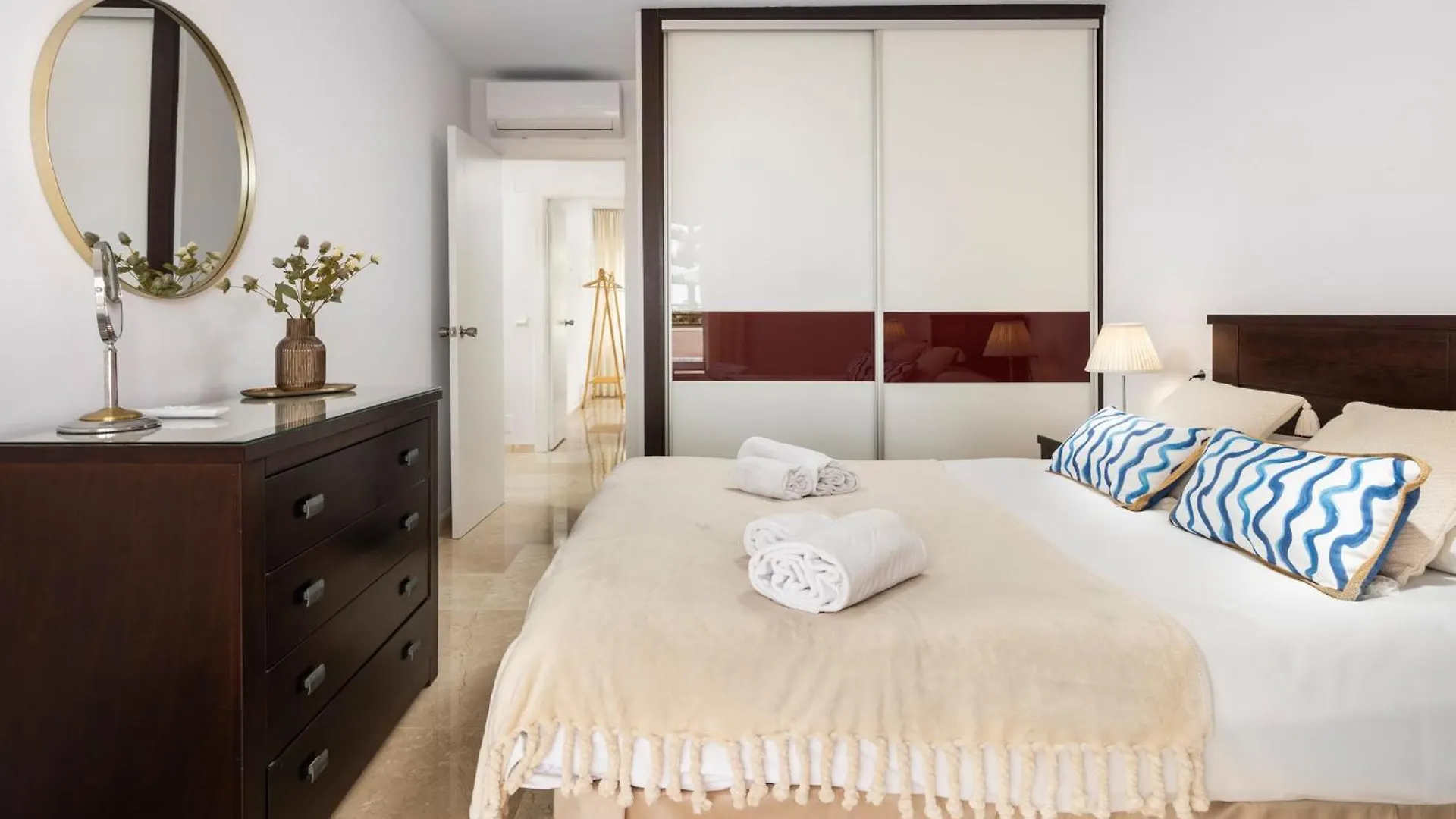 Family & Beach Apartments Mijas Costa & Fuengirola By Alfresco Stays El Faro