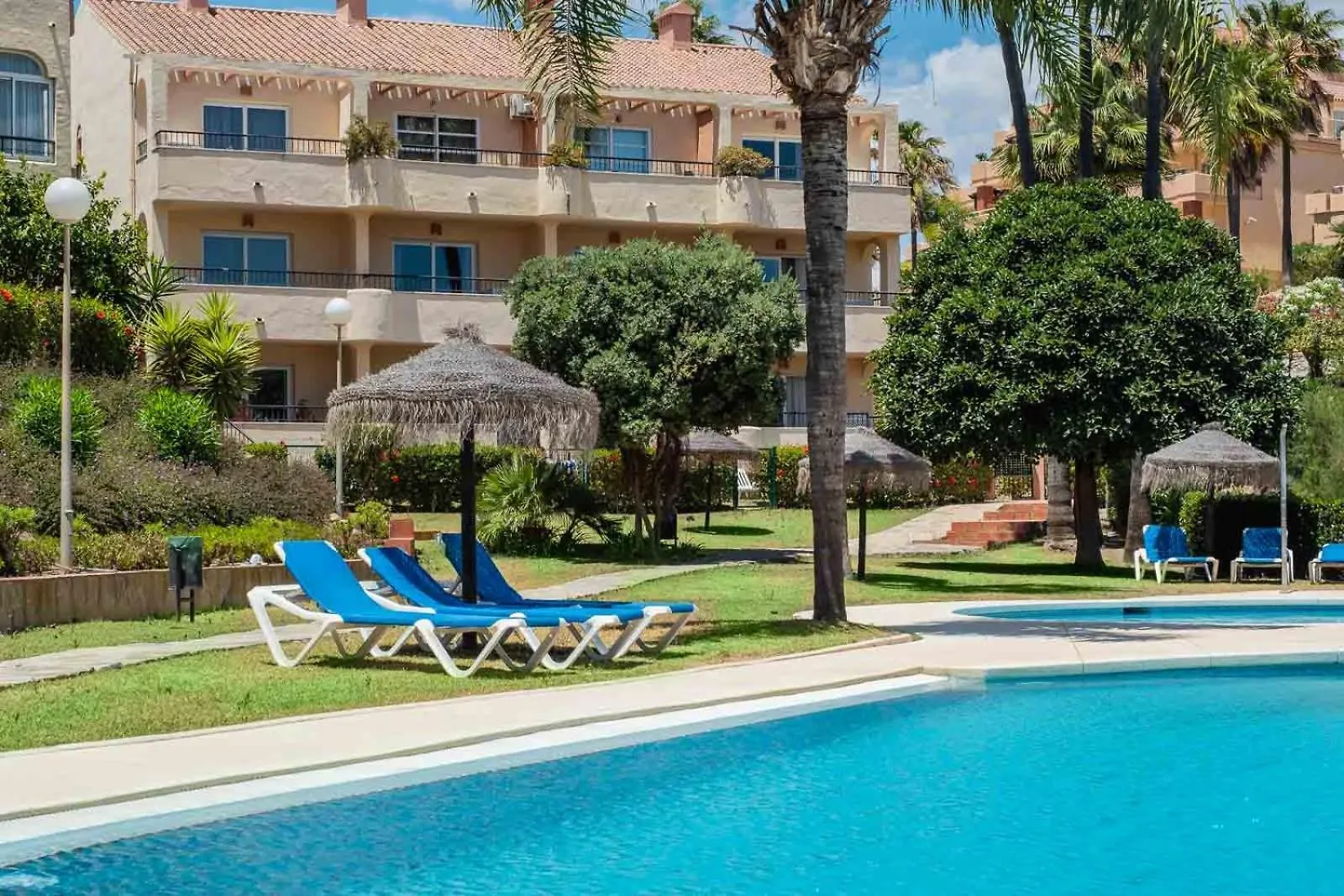 Family & Beach Apartments Mijas Costa & Fuengirola By Alfresco Stays El Faro
