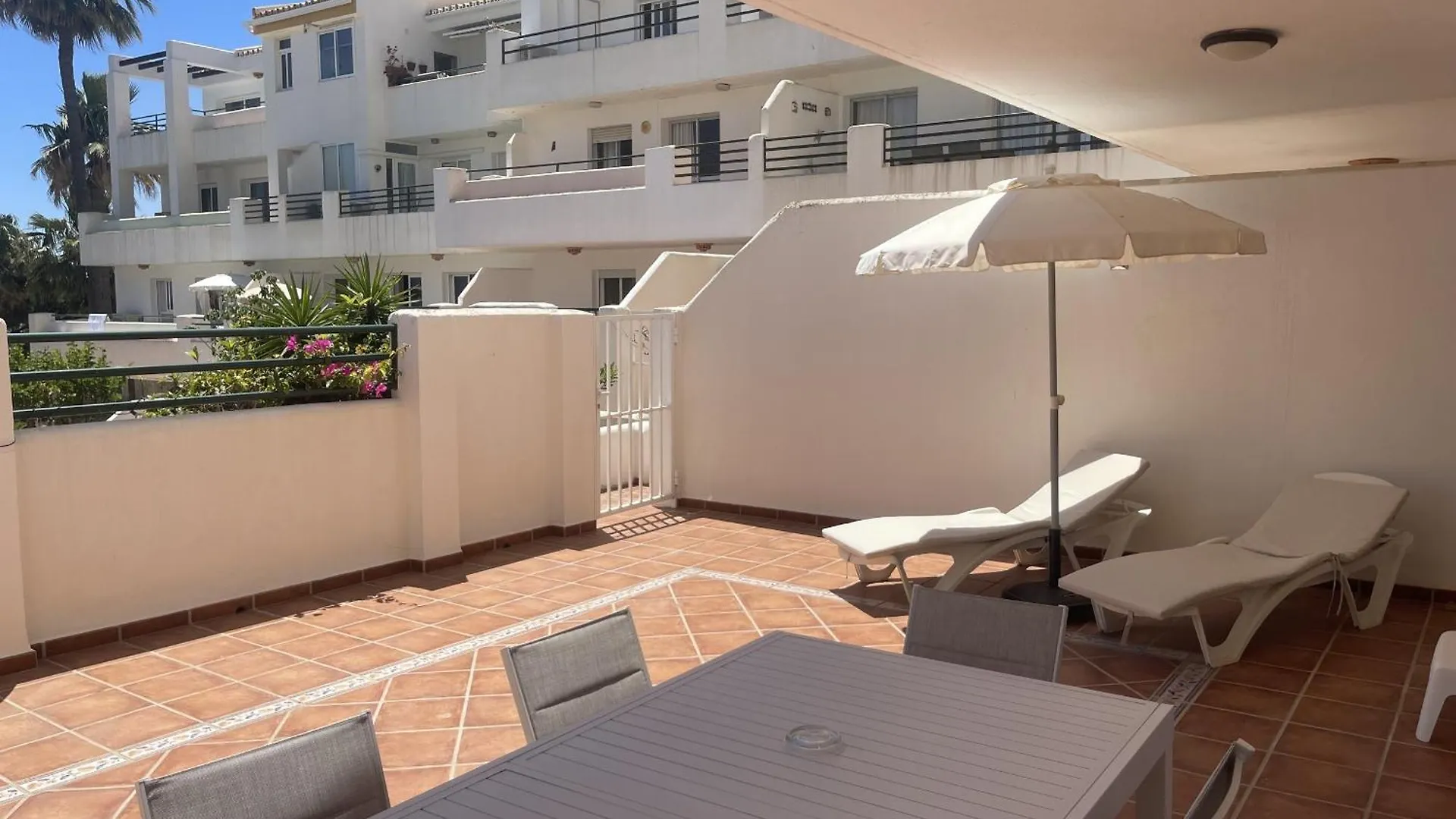 Family & Beach Apartments Mijas Costa & Fuengirola By Alfresco Stays El Faro